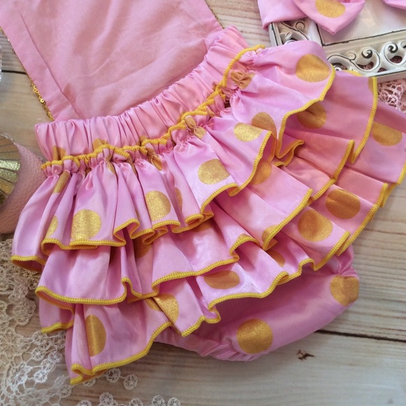 Boutique Baby Pink Gold Sequin Romper - Picture 5 of 6